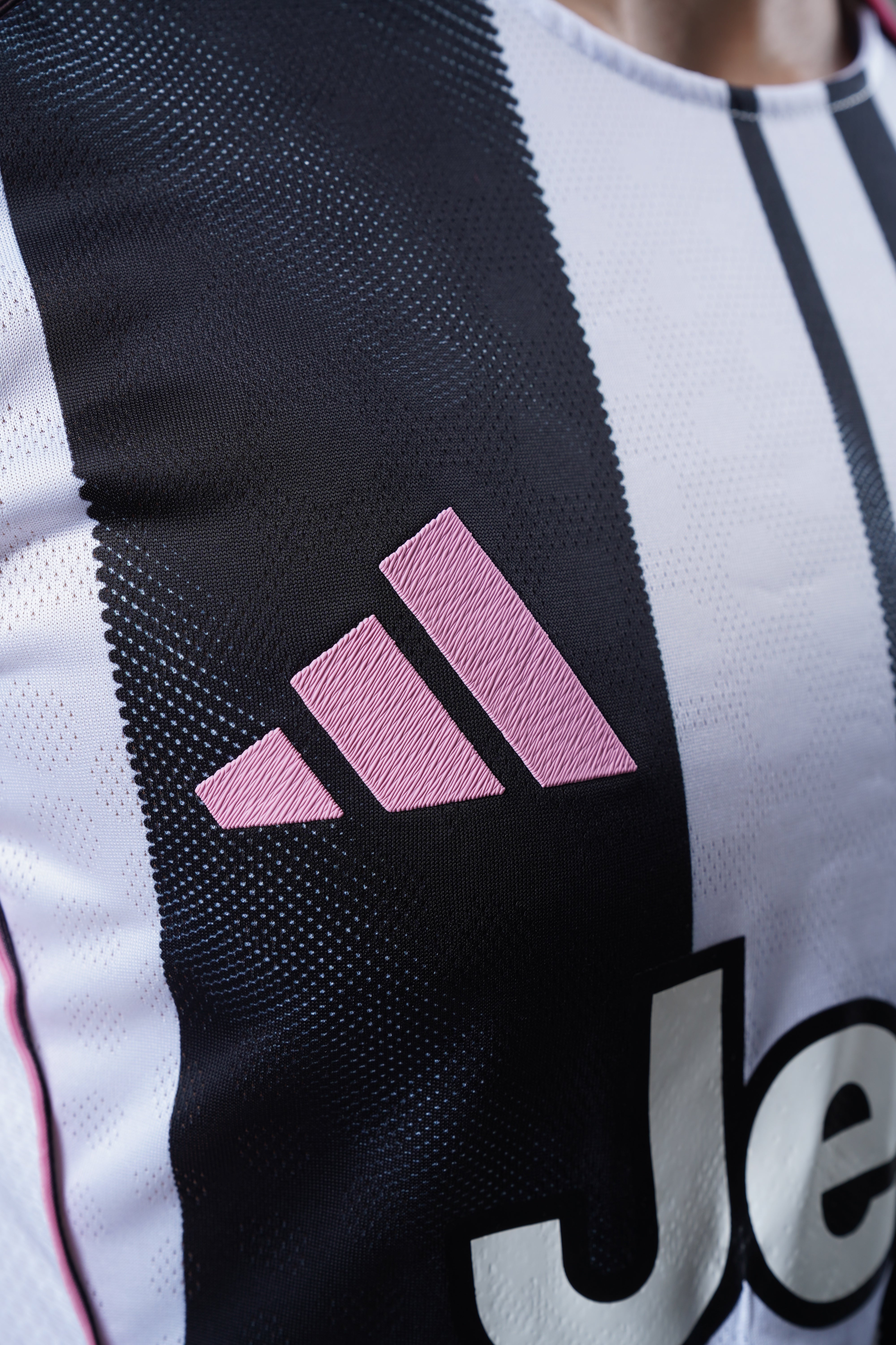 Juventus Home Jersey 25/26