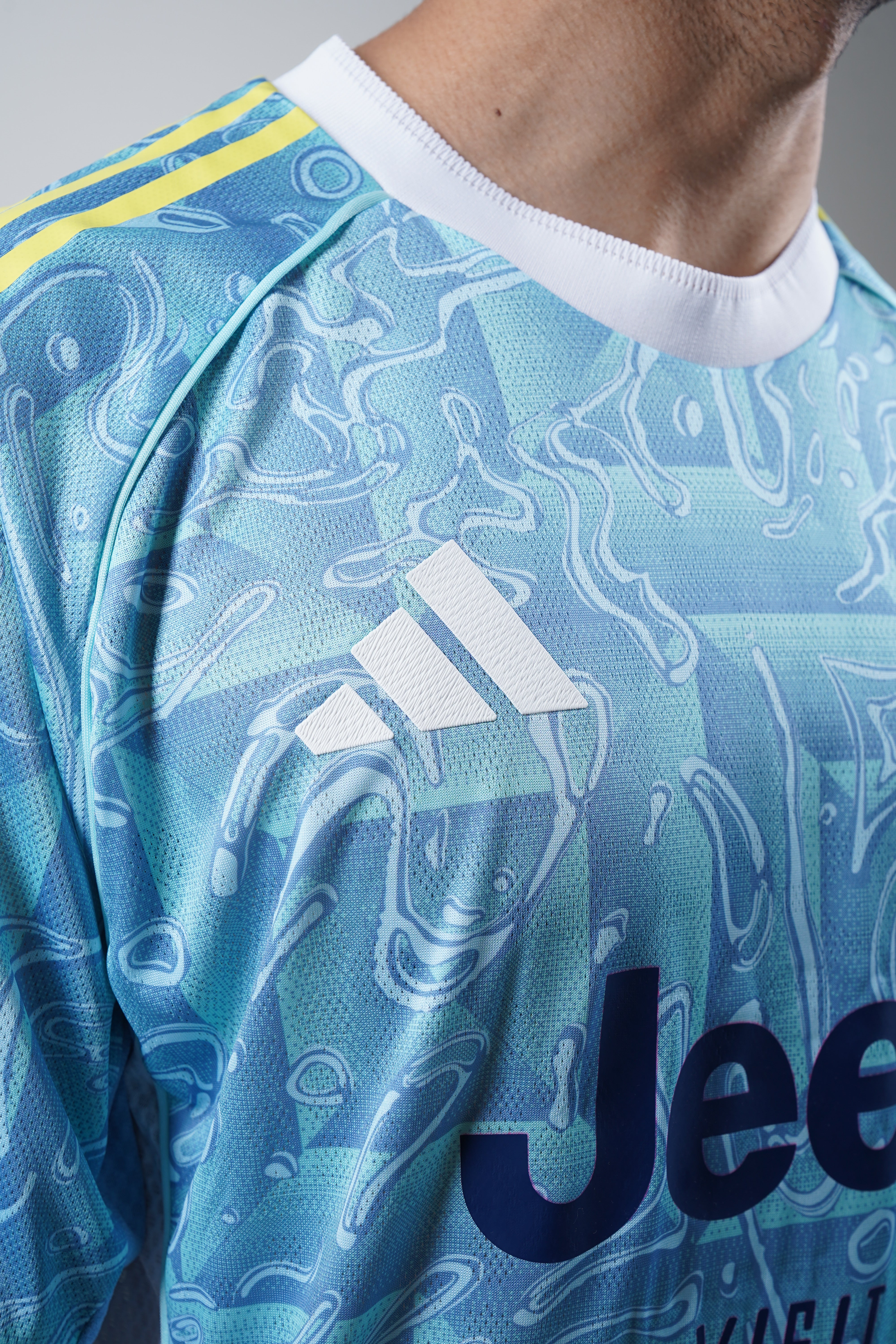 Juventus Away Jersey 25/26
