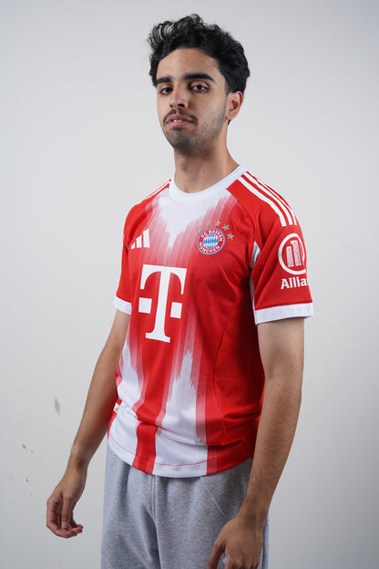 FC Bayern München Home Jersey 25/26