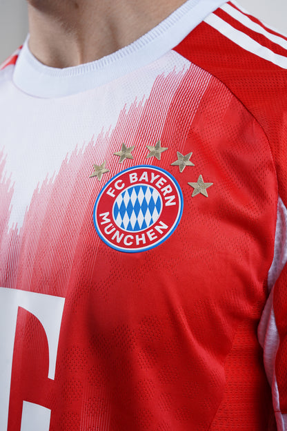FC Bayern München Home Jersey 25/26