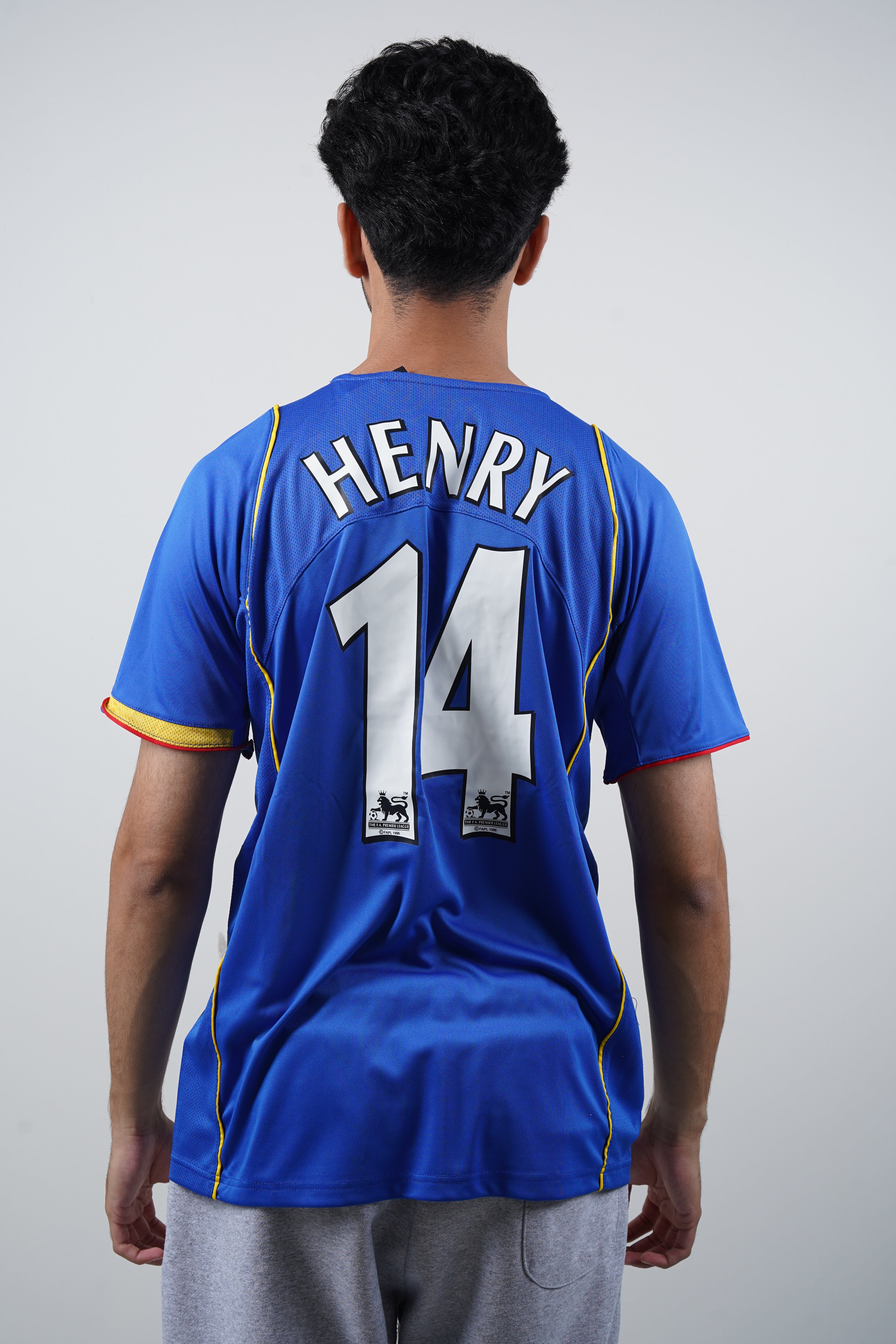 Arsenal Away Jersey 2004/05 Retro