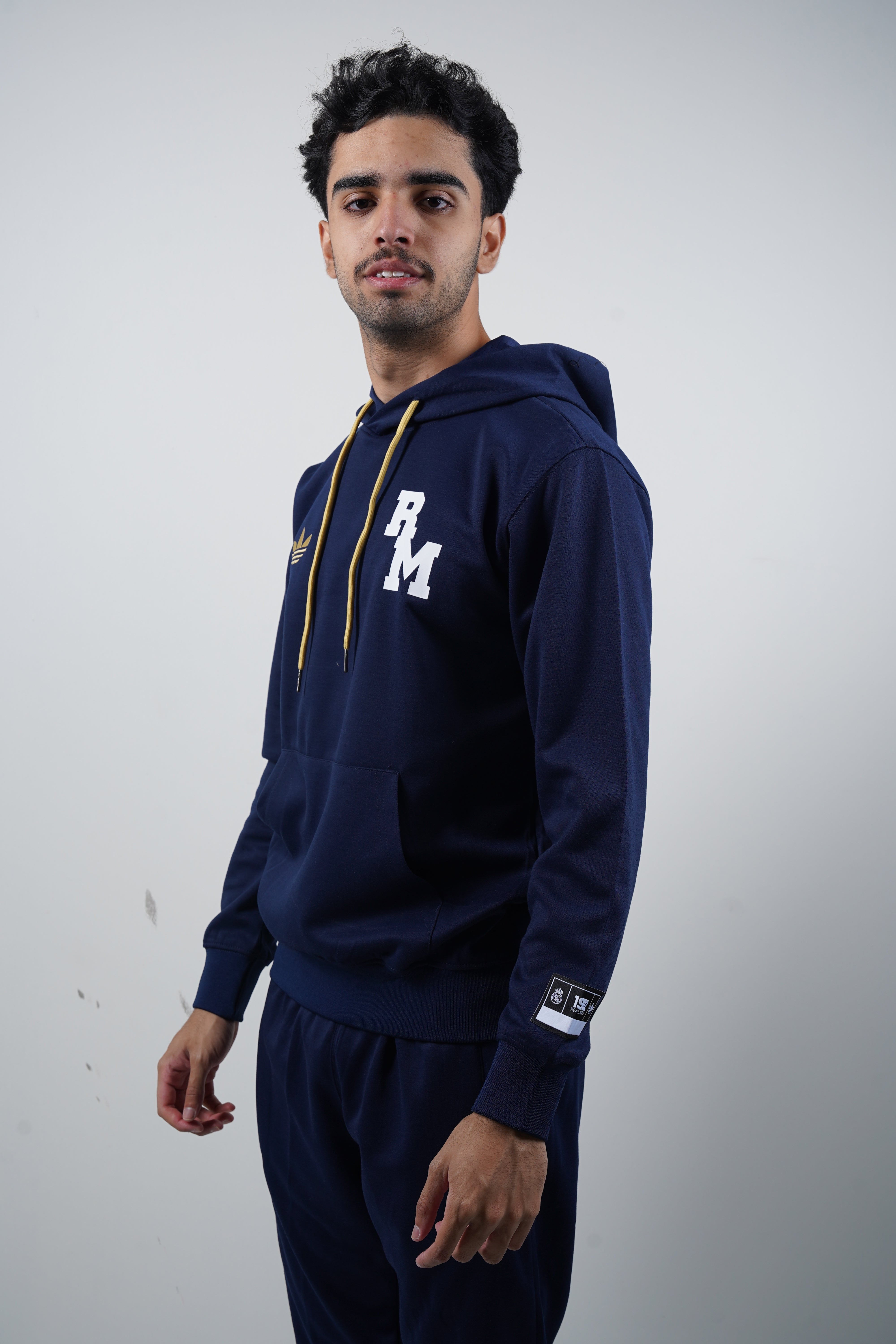 Real Madrid Tracksuit 25/26 Hoodie Version