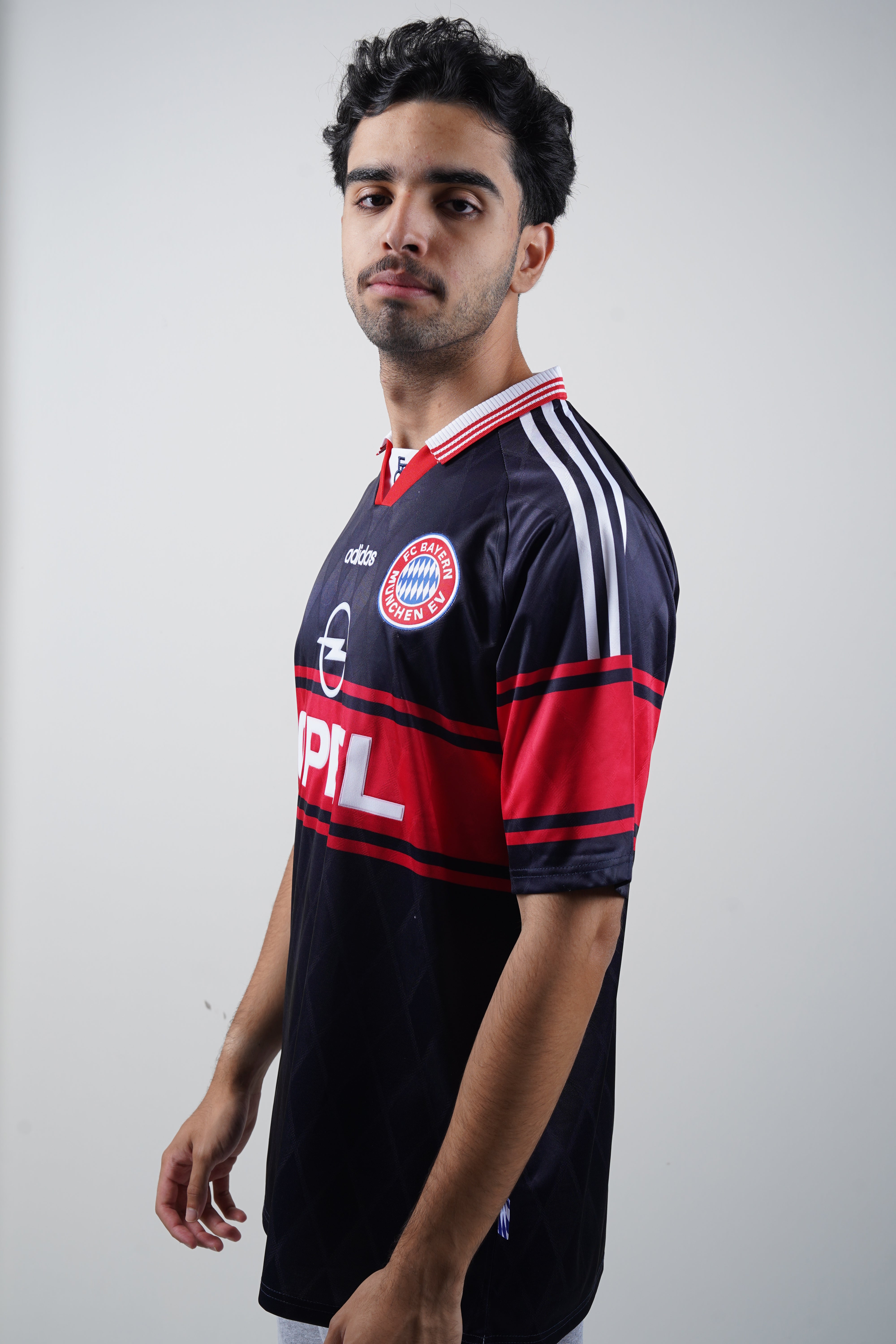 FC Bayern Munich 1997/98 Home Retro Jersey