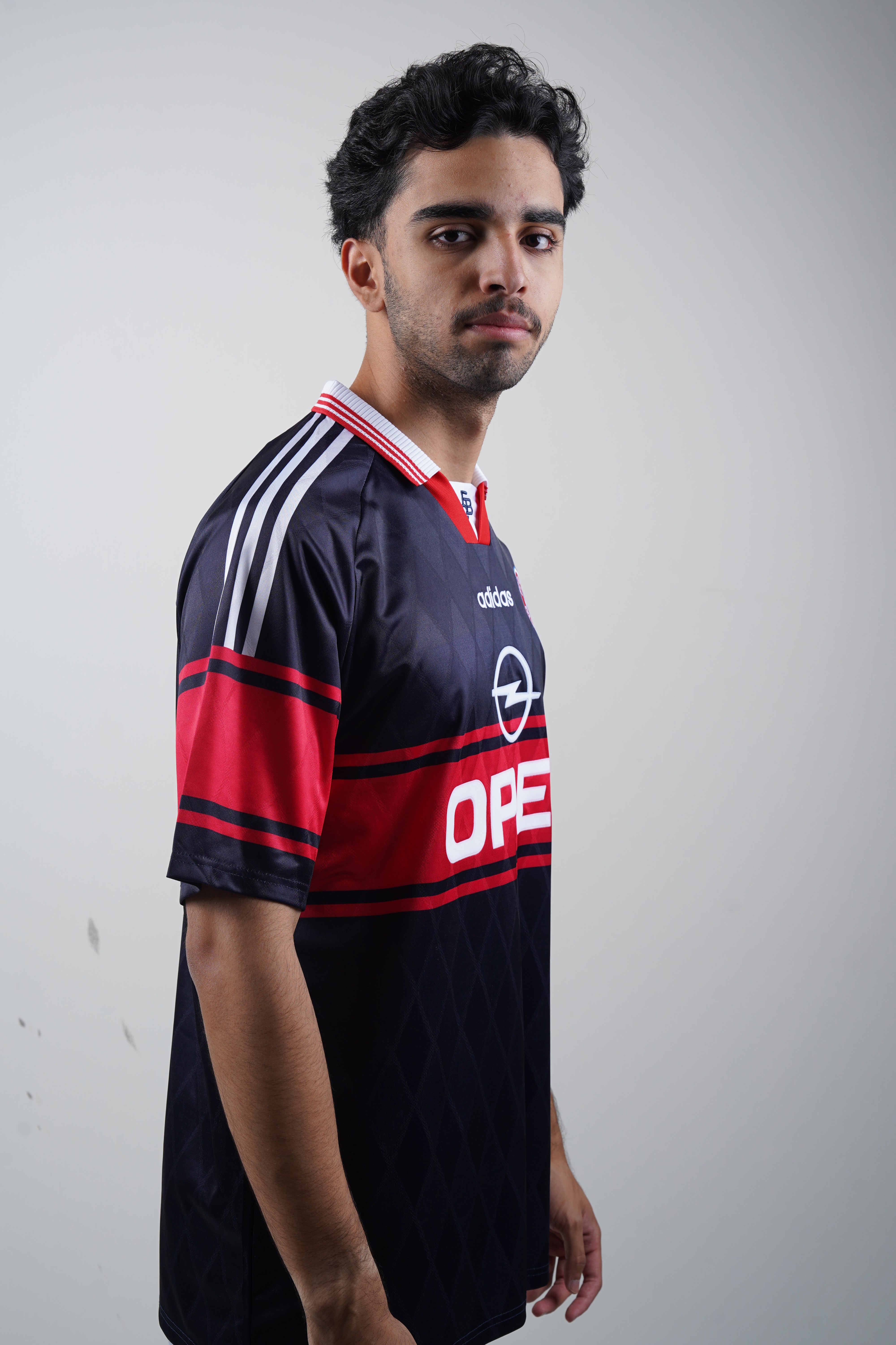 FC Bayern Munich 1997/98 Home Retro Jersey