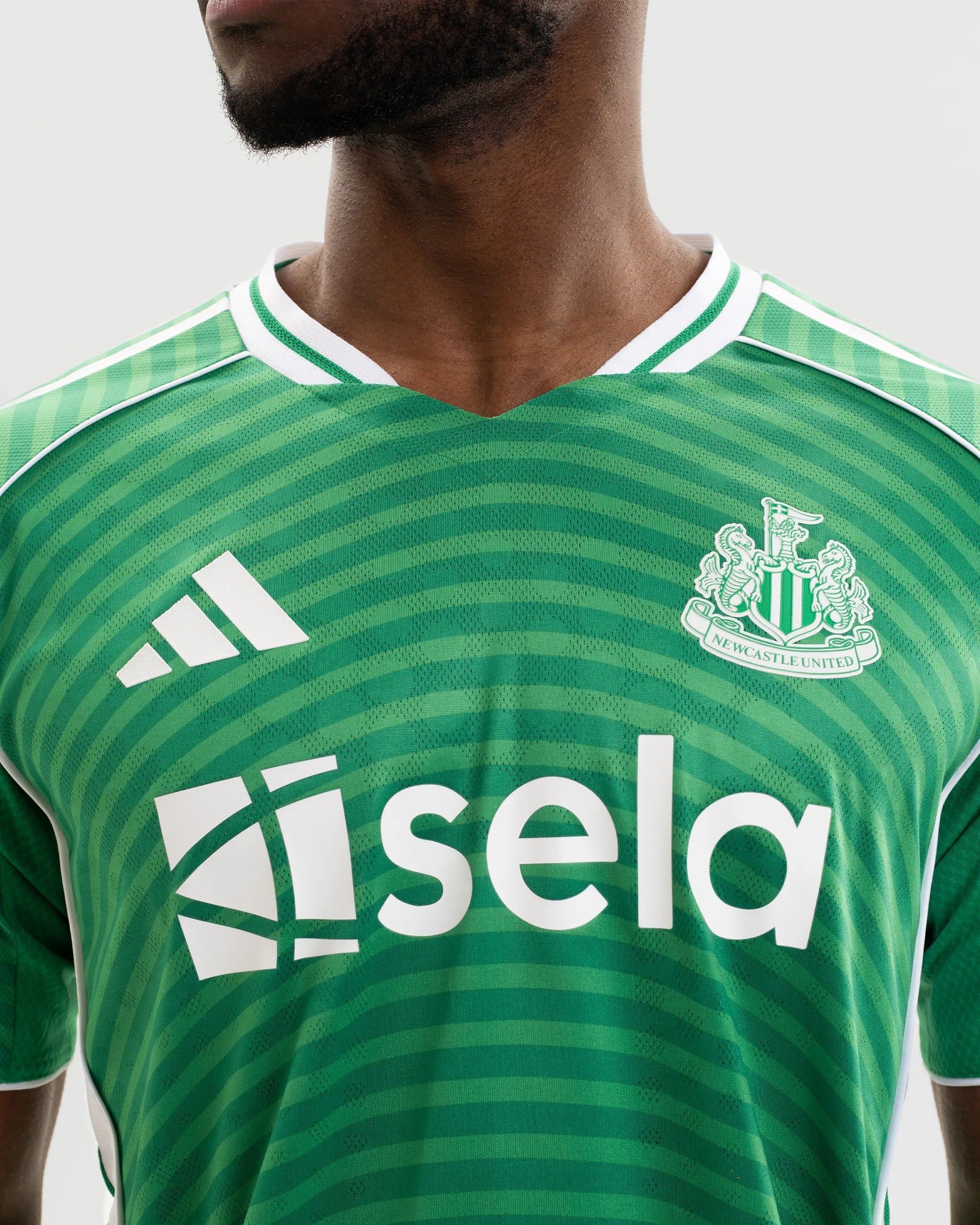 Newcastle United 25/26 Away Shirt